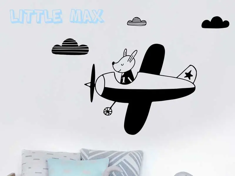 Sticker mural Avions & Bateaux Petit Avion Enfant résultat en situation gros plan Sticker Petit Avion Enfant