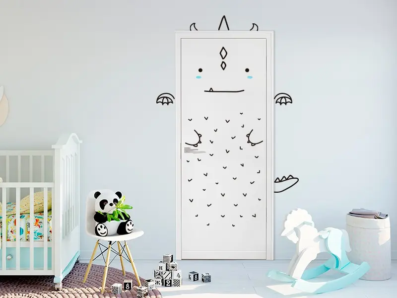 Sticker mural Petit Dragon à la porte résultat en situation
