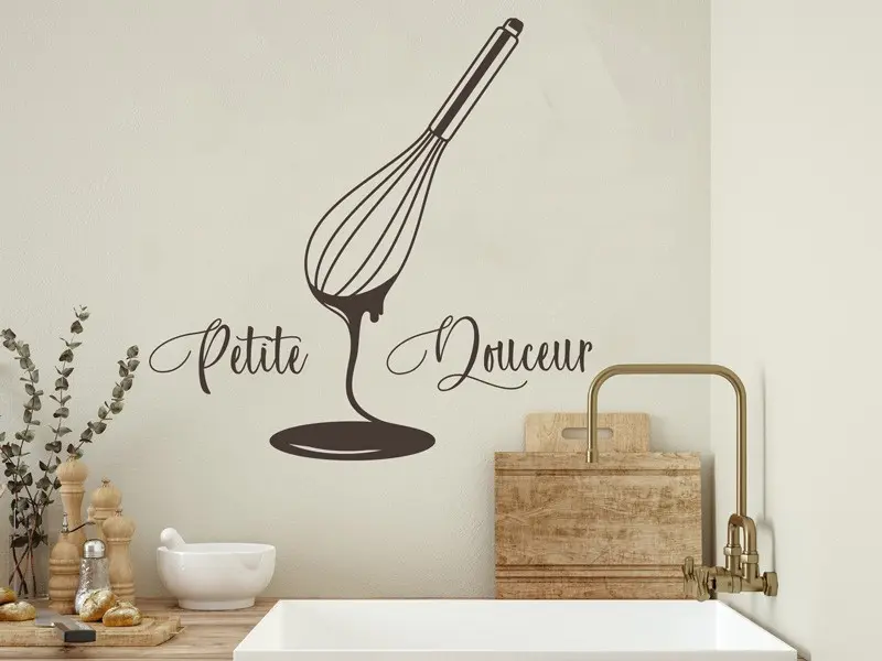 Sticker mural Chef - Ustensiles Fouet Pâtisserie Texte personnalisé résultat en situation Sticker Fouet Pâtisserie Texte personnalisé