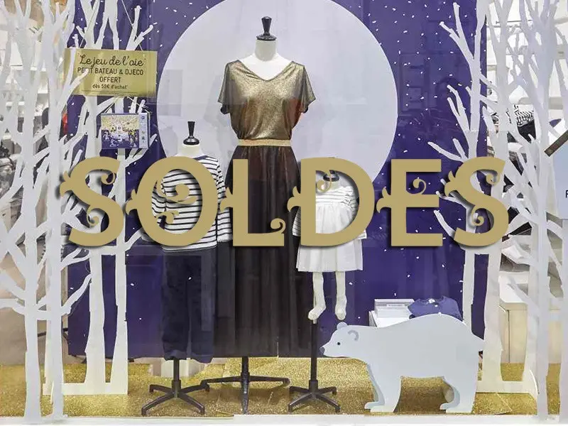 Sticker mural Soldes Soldes Floral Baroque résultat en situation Sticker Soldes Floral Baroque