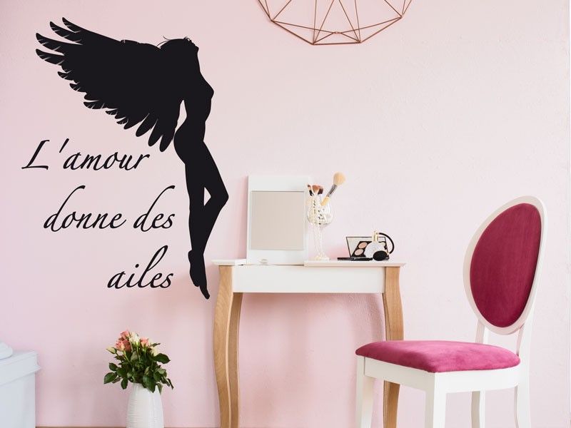 Autocolante de parede L'amour donne des ailes