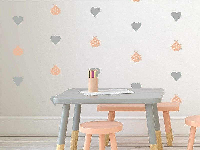 Sticker mural Pack coccinelles et coeurs résultat en situation
