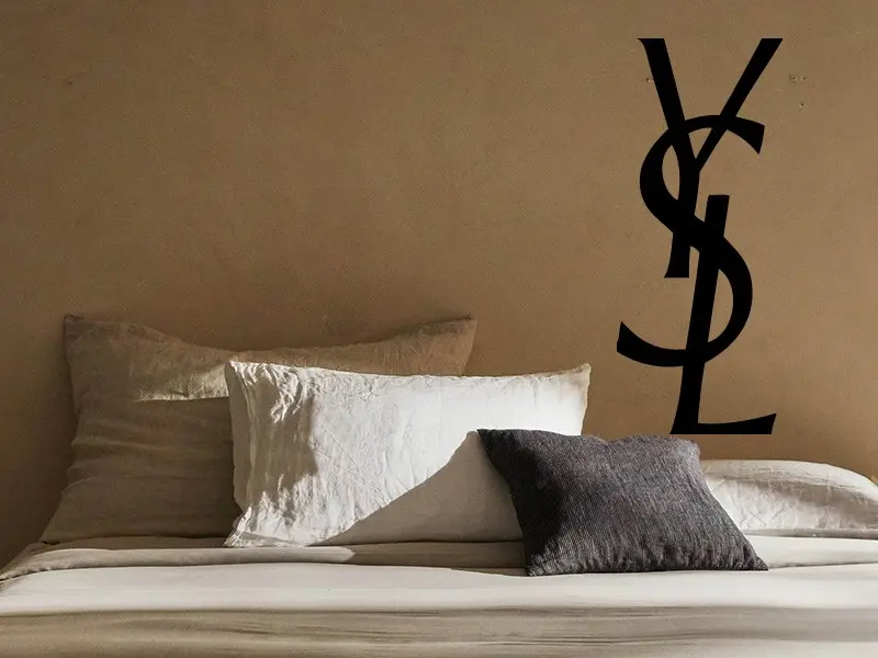 Sticker mural Stickers WC & Salle de bain Yves Saint Laurent résultat en situation Sticker Yves Saint Laurent