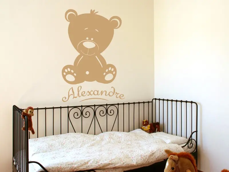 Sticker mural Petit Ours Personnalisable résultat en situation
