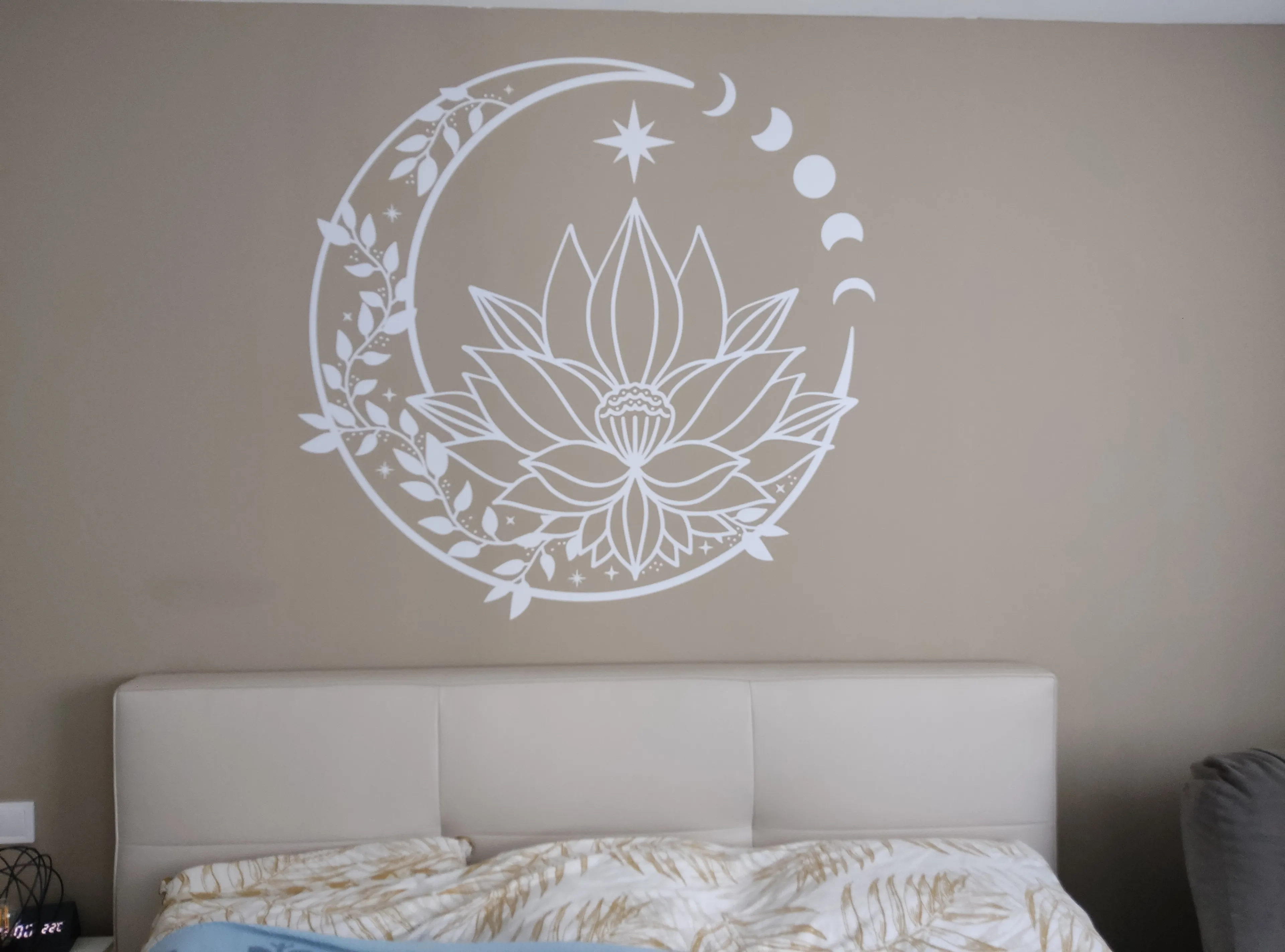 Sticker mural Lune de Lotus Floral