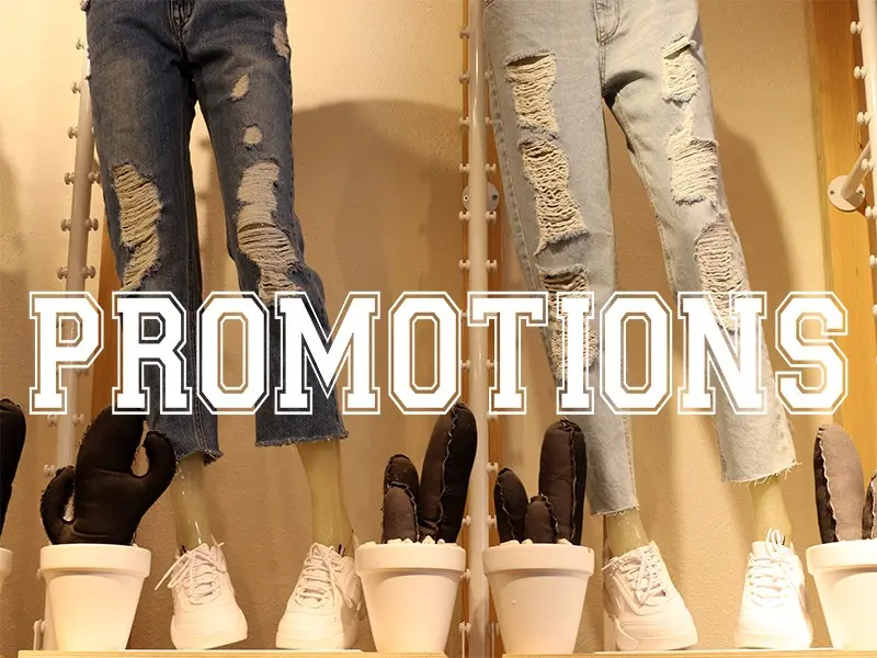 Sticker mural Promotions Promotions Old School résultat en situation gros plan Sticker Promotions Old School