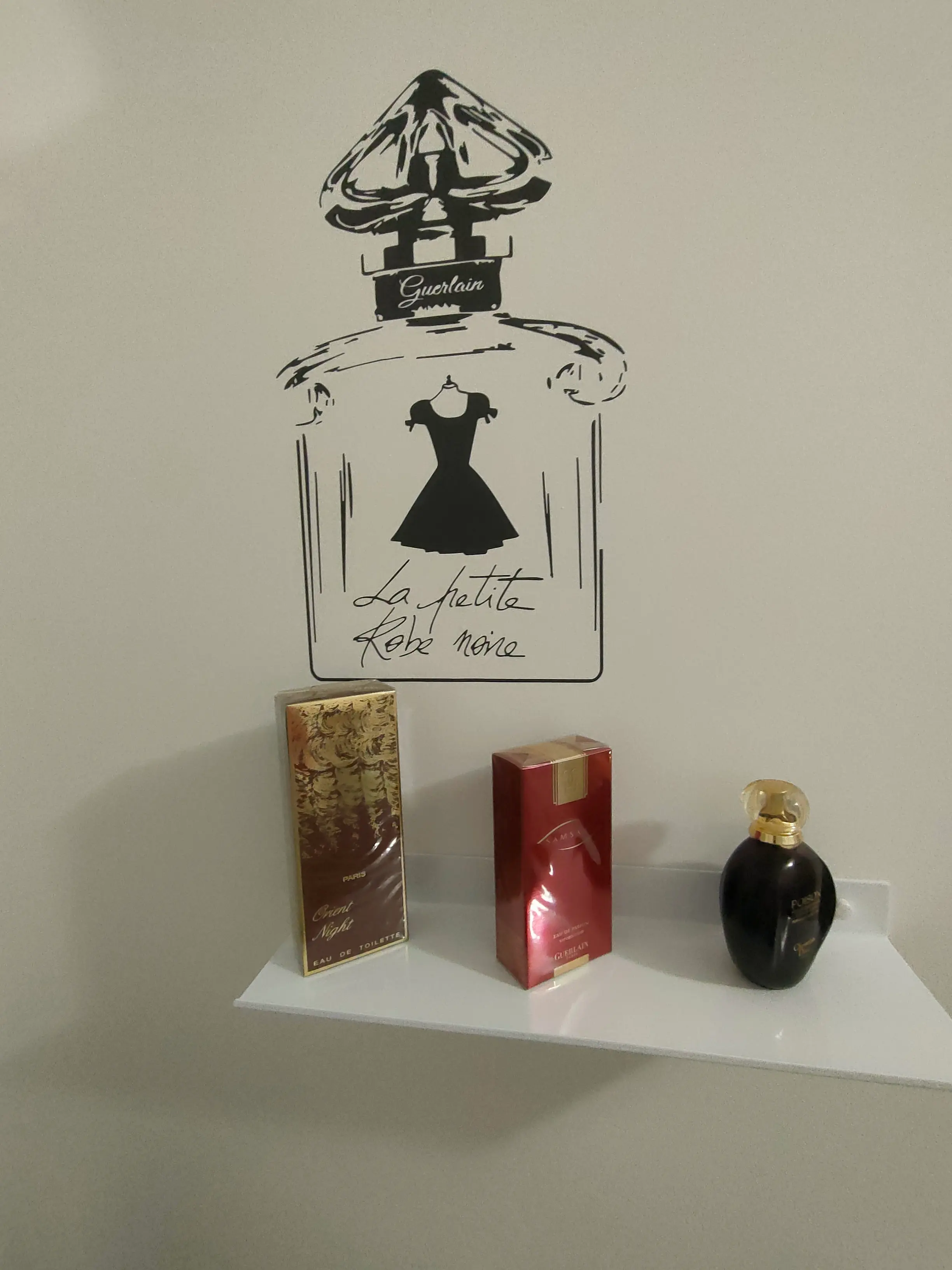 Sticker mural Parfum Guerlin