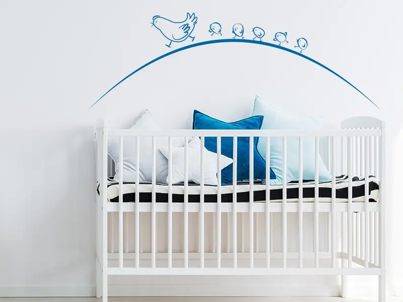 Sticker mural Stickers Bébé Petite Famille Poule résultat en situation Sticker Petite Famille Poule