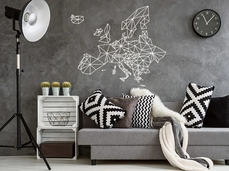 Sticker mural Origami - Géométrie Carte d'Europe Géométrique résultat en situation Sticker Carte d'Europe Géométrique