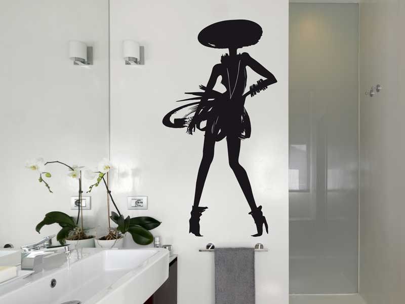 Sticker mural La Petite Robe Noire Guerlain résultat en situation