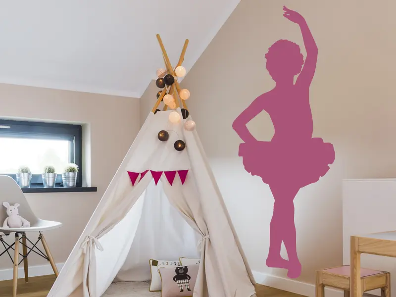 Sticker mural Sport Petite Danseuse Classique résultat en situation Sticker Petite Danseuse Classique