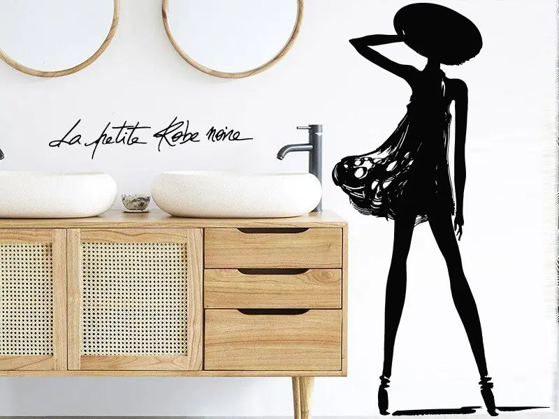 Sticker mural Stickers WC & Salle de bain La Petite Robe Noire Guerlain 3 résultat en situation gros plan Sticker La Petite Robe Noire Guerlain 3