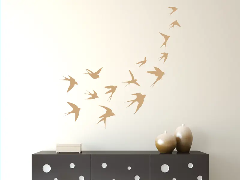 Sticker mural Stickers Oiseaux Vol Hirondelles résultat en situation Sticker Vol Hirondelles