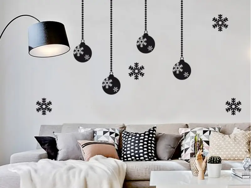 Sticker mural Noël Pack Boules de Noël Flocons résultat en situation Sticker Pack Boules de Noël Flocons