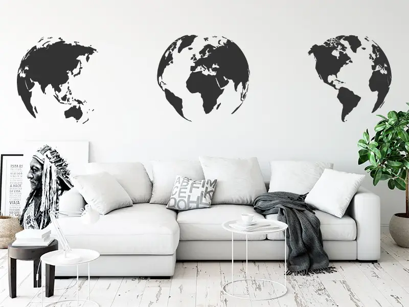 Sticker mural 3 Globes Carte du monde résultat en situation Sticker mural 3 Globes Carte du monde résultat en situation