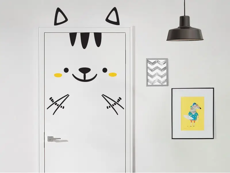 Autocolante de parede Gato na Porta Autocolante de parede Gato na Porta
