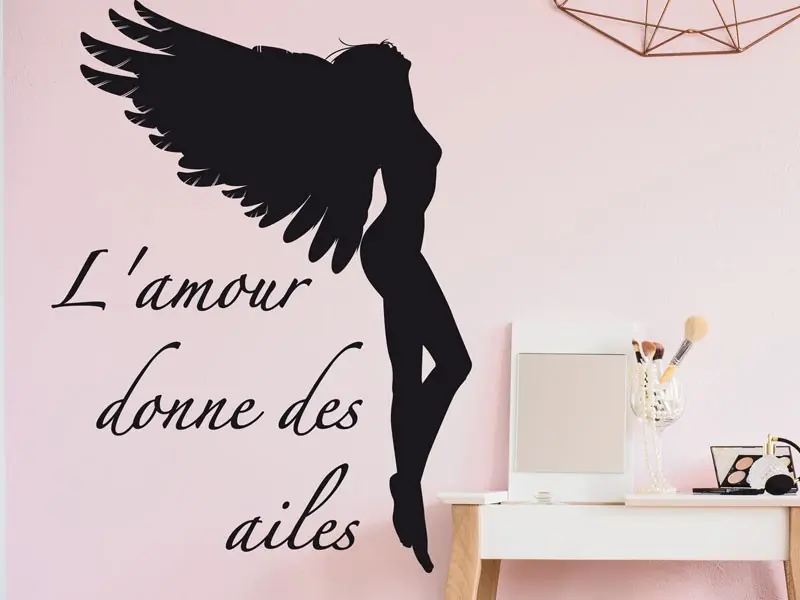 Sticker mural Citações de Amor L'amour donne des ailes résultat en situation gros plan Sticker L'amour donne des ailes
