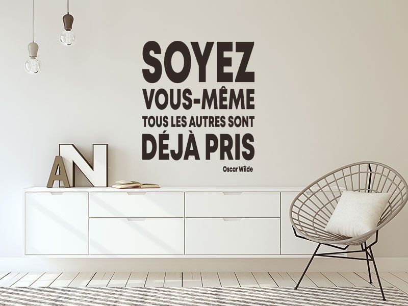Sticker Citation Soyez vous même de Oscar Wilde