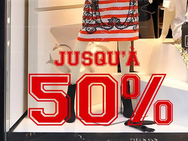 Sticker mural Soldes Jusqu'à Old School Personnalisable résultat en situation gros plan Sticker Jusqu'à Old School Personnalisable