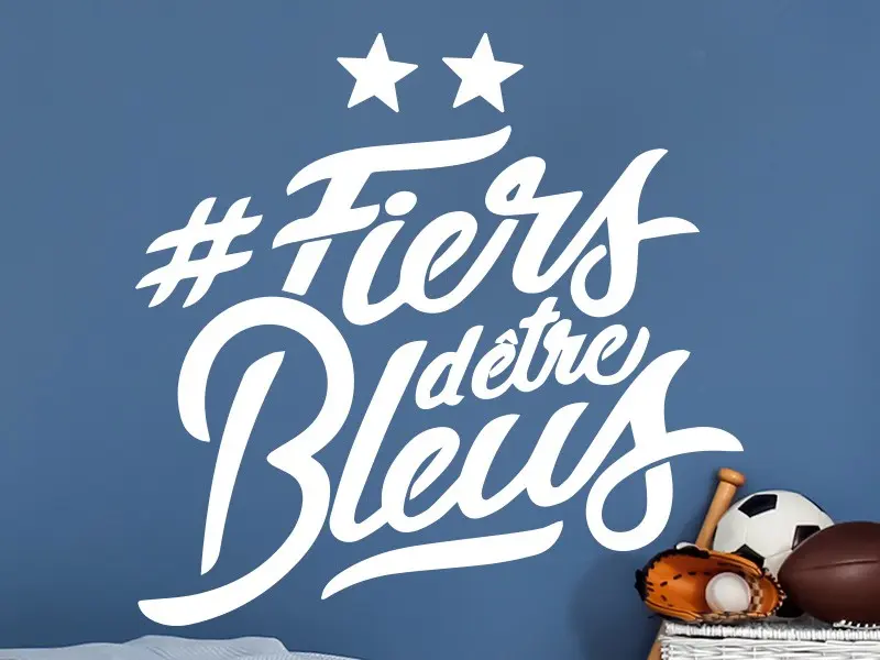 Sticker mural Futebol Foot Fiers d'être Bleus 2 résultat en situation gros plan Sticker Foot Fiers d'être Bleus 2