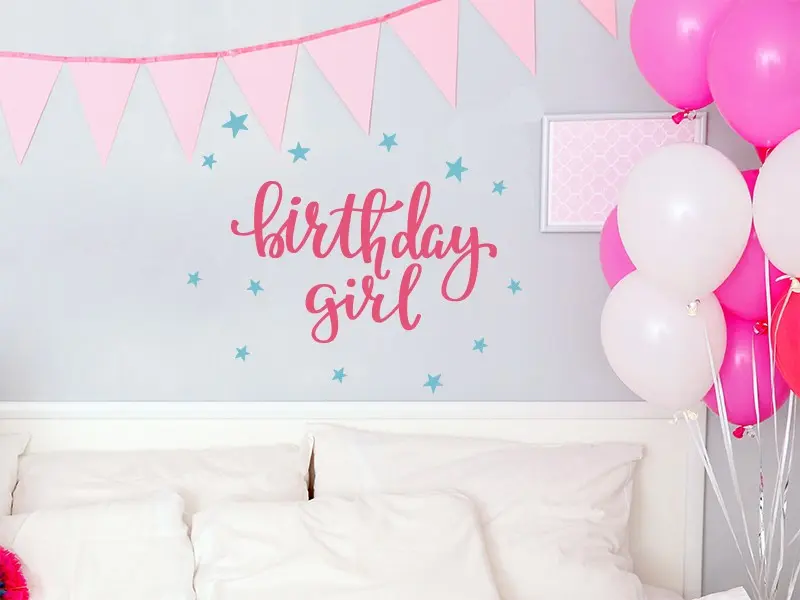Sticker mural Birthday Girl résultat en situation