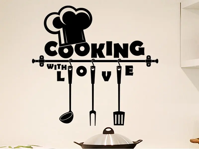 Sticker mural Chef - Ustensiles Cooking with love ustensiles résultat en situation gros plan Sticker Cooking with love ustensiles